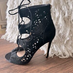 Steve Madden Black Lace-Up Gladiator Style Heels